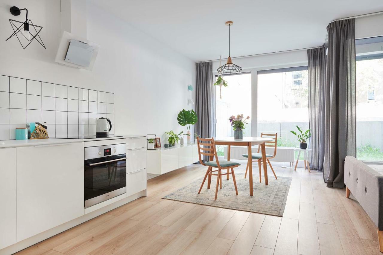 Mint Apartment Познань Экстерьер фото